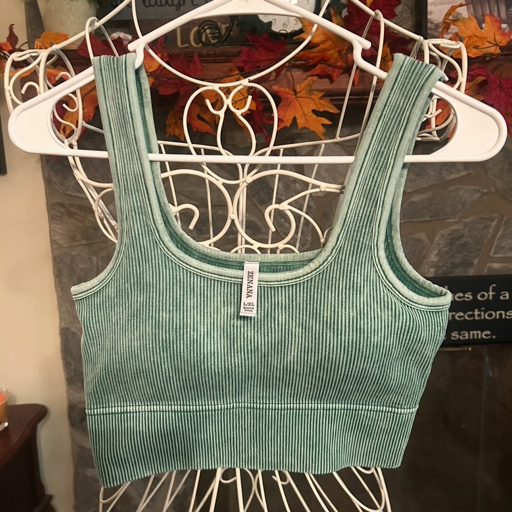 Zenana sports Bra L/XL